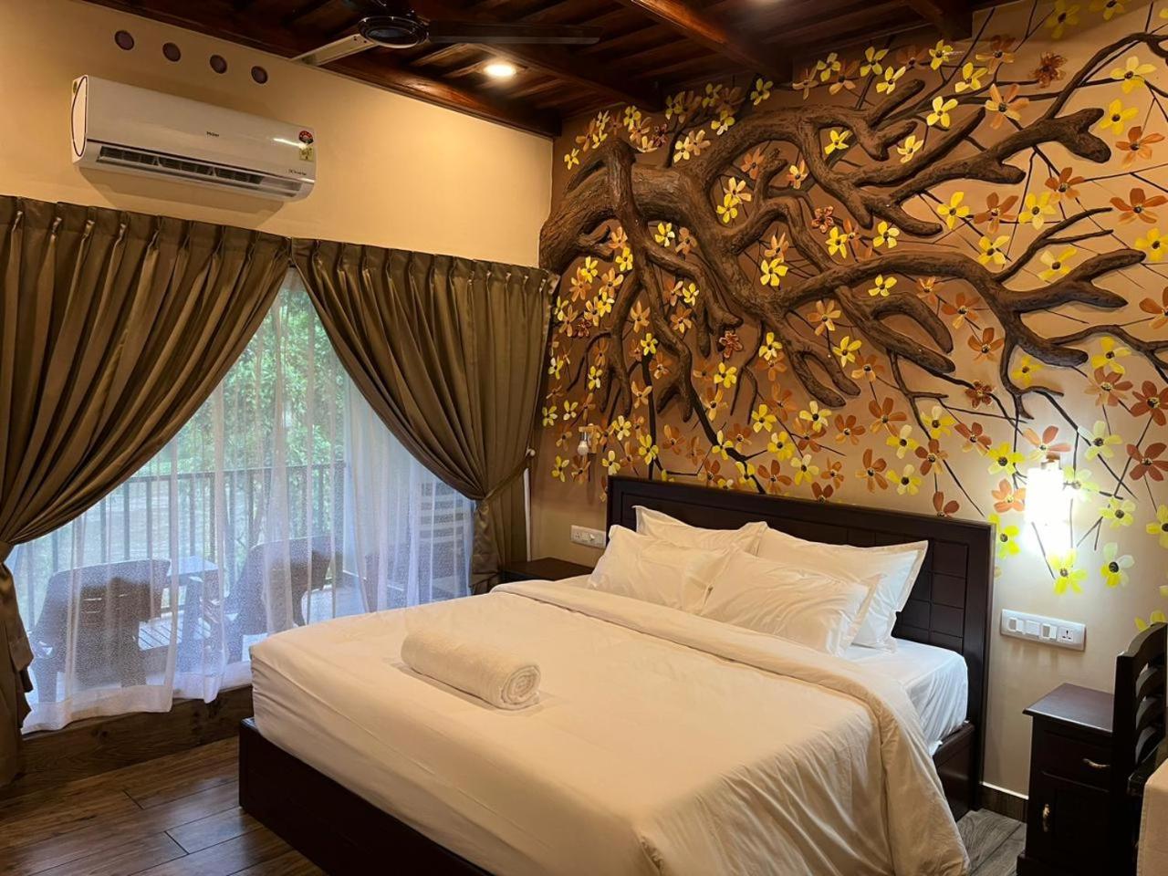 Falcon Riverview Resorts Kuttampuzha Exteriér fotografie